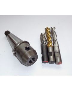 Flächenspannfutter (gebraucht) SK40 S20x2 D20mm +3 Fräser Deckel Fräsmaschine