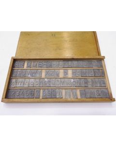 Buchstabensatz (Schriftsatz) für Deckel Graviermaschine GK12,GK21 (gebr.) Nr.2